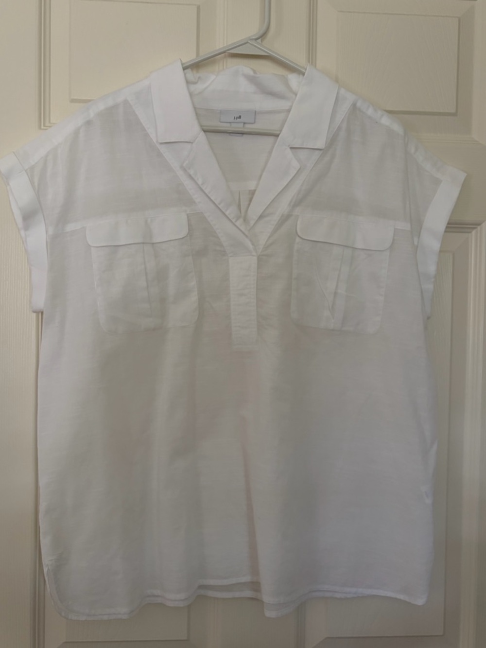 J. Jill White V-Neck Short Sleeve Pocket Blouse